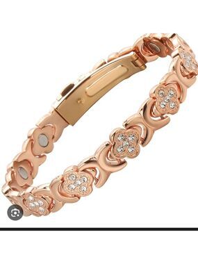 Infinite Clover Copper Magnetic Therapeutic Bracelet ,Rose Gold Color.About 7.5"